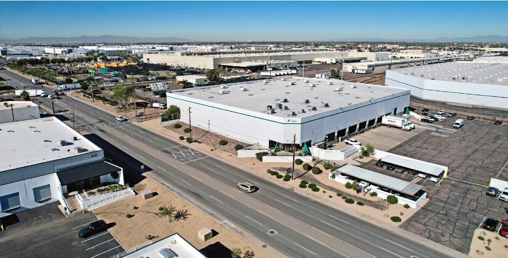 4802 W Van Buren St, Phoenix, AZ à louer Photo principale– Image 1 sur 4
