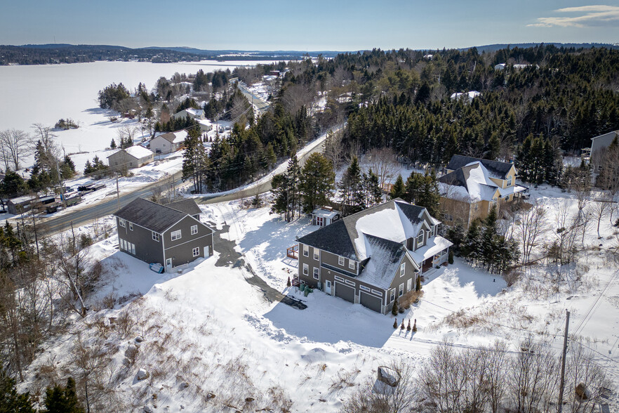 153 Candlewood Dr, Porters Lake, NS à vendre - Photo de l’immeuble – Image 2 sur 7