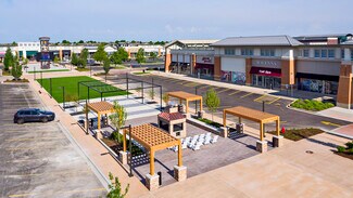 Plus de détails pour 200-530 Commons Dr, Geneva, IL - Local commercial à louer