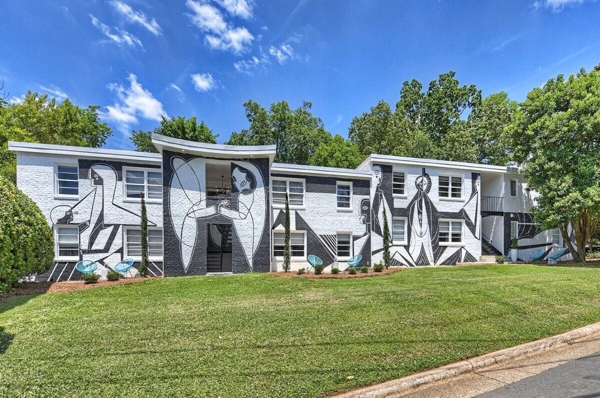 510 Queens Rd, Charlotte, NC à vendre Photo principale– Image 1 sur 3