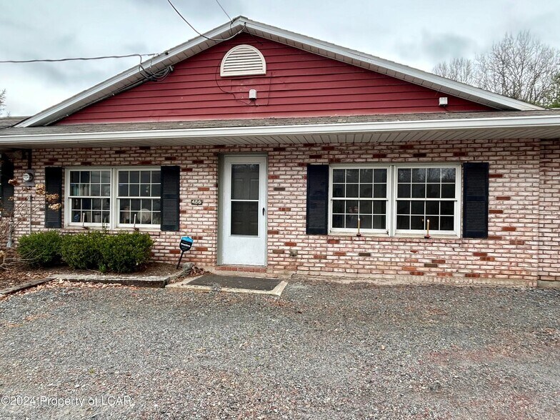 486 S Mountain Blvd, Mountain Top, PA à louer - Photo de l’immeuble – Image 1 sur 6