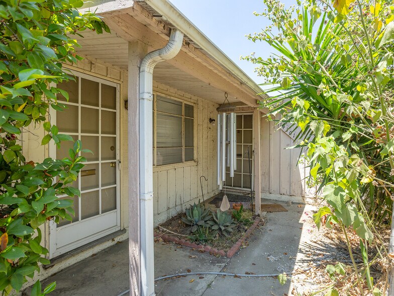 14301 Roscoe Blvd, Panorama City, CA à vendre - Photo de l’immeuble – Image 2 sur 47