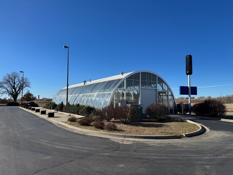 4701 Stagg Hill Rd, Manhattan, KS à vendre - Photo de l’immeuble – Image 3 sur 5