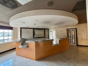 1113 Alta Ave, Upland, CA à louer Photo intérieure– Image 2 sur 14