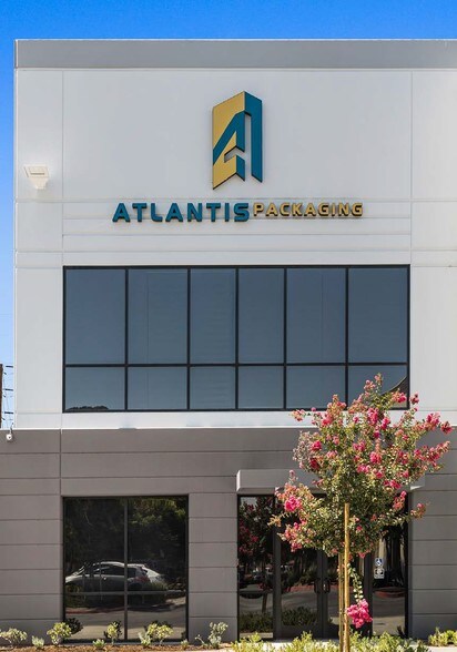 5258 Chino Hills Pky, Chino, CA à vendre - Photo de l’immeuble – Image 3 sur 6