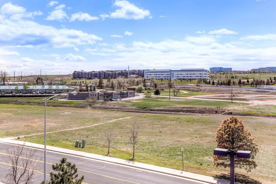 2655 W Midway Blvd, Broomfield, CO à louer - Photo de l’immeuble – Image 2 sur 96
