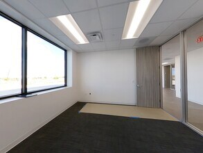 1603 Clovis R Barker Rd, San Marcos, TX à louer Photo intérieure– Image 2 sur 8