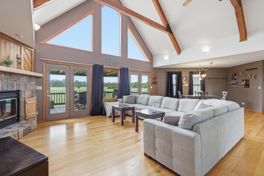 25695 Mulberry Rd, Webb City, MO à vendre - Photo de l’immeuble – Image 3 sur 115