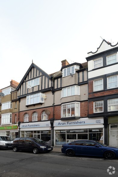 23-25 Beach Rd, Littlehampton à louer - Photo de l’immeuble – Image 1 sur 3