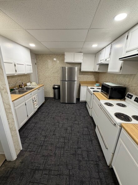 720 N Westlink Ave, Wichita, KS à louer - Photo intérieure – Image 2 sur 9