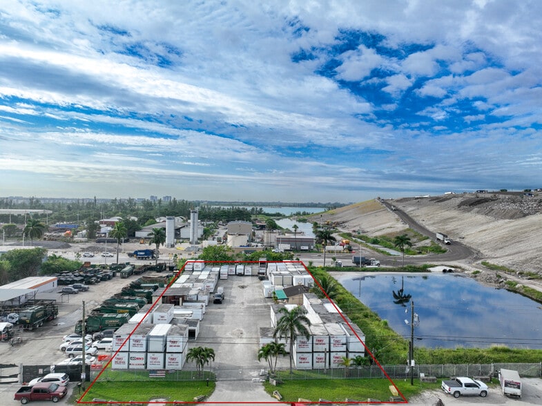 9140 NW 96 St, Medley, FL à louer - Aérien – Image 3 sur 4
