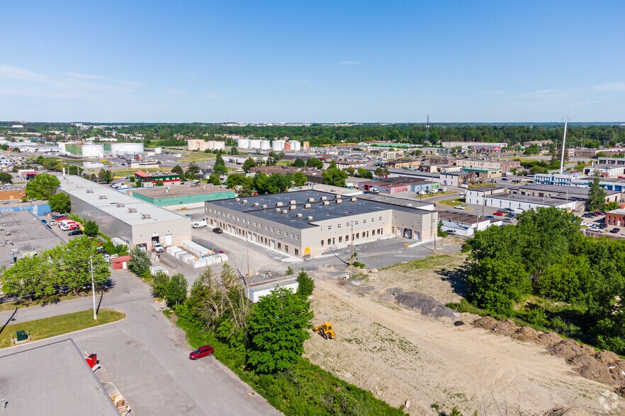 1920 Merivale Rd, Nepean, ON à louer - Aérien – Image 2 sur 4