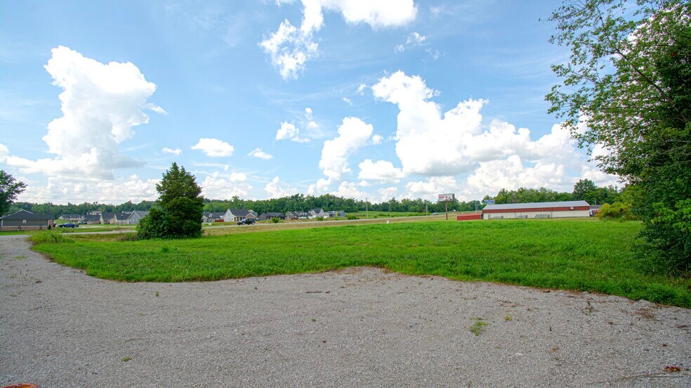 3187 Irvine Road, Richmond, KY à vendre - Photo de l’immeuble – Image 2 sur 7
