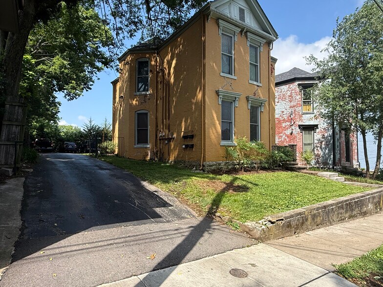 152 E Fourth St, Lexington, KY à vendre - Photo de l’immeuble – Image 2 sur 23