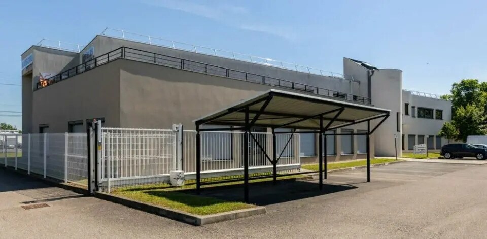 Bureau dans Saint-Priest à louer - Photo de l’immeuble – Image 2 sur 8