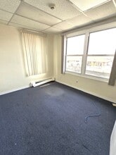 212 W Park Ave, Long Beach, NY à louer Photo intérieure– Image 1 sur 12