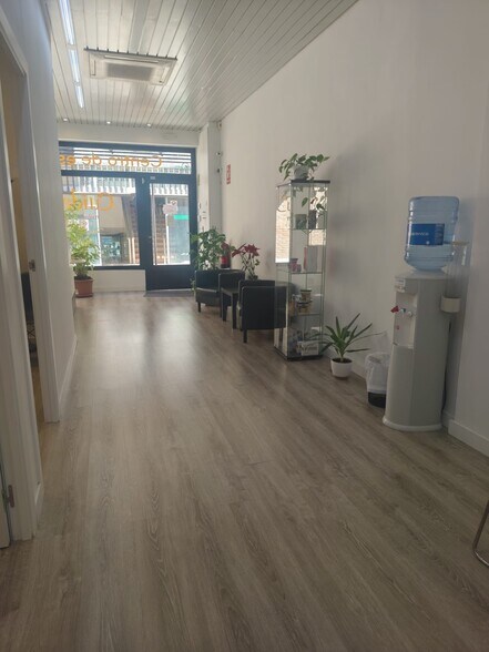 Local commercial dans Majadahonda, Madrid à louer - Photo principale – Image 1 sur 3