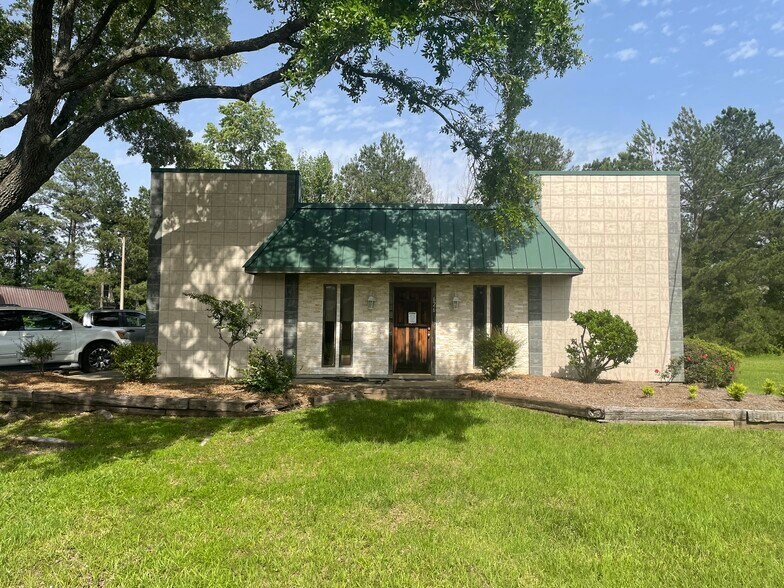 626 Lakeland East Dr, Flowood, MS à vendre - Photo de l’immeuble – Image 3 sur 12