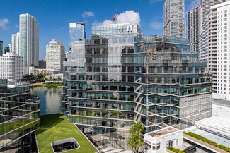 Plus de détails pour 601 Brickell Key Dr, Miami, FL - Local commercial à louer