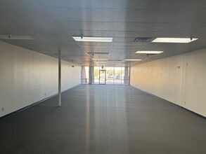 7901-7919 E Thomas Rd, Scottsdale, AZ à louer Photo intérieure– Image 2 sur 2