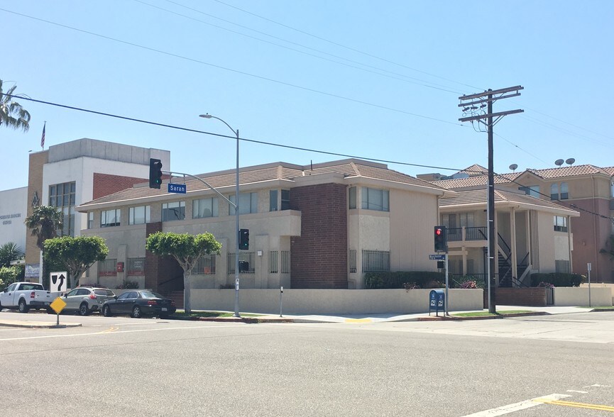 7740 W Manchester Ave, Playa del Rey, CA à louer - Photo de l’immeuble – Image 3 sur 3