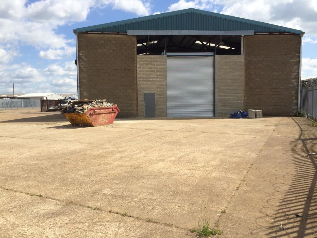 Vicarage Ln, Rochester à louer Photo de l’immeuble– Image 1 sur 2