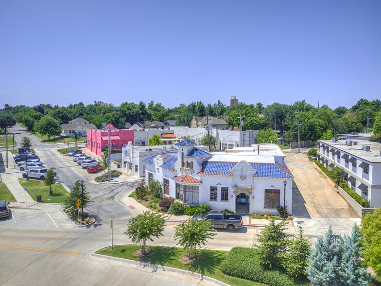 2927 Paseo Dr, Oklahoma City, OK à louer - Photo de l’immeuble – Image 3 sur 30