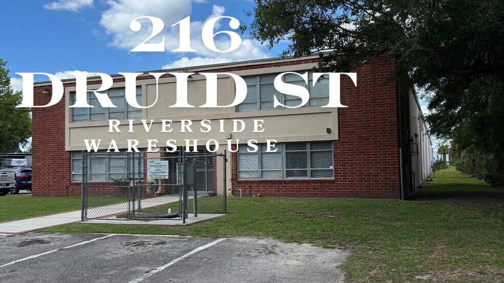 216 Druid St, Jacksonville, FL à vendre - Vidéo sur l’annonce professionnelle – Image 2 sur 22