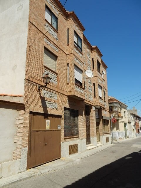 Immeuble residentiel dans Yepes, Toledo à vendre Photo principale– Image 1 sur 2