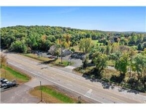 821 Us-8, Saint Croix Falls, WI - VUE AÉRIENNE vue de carte - Image1