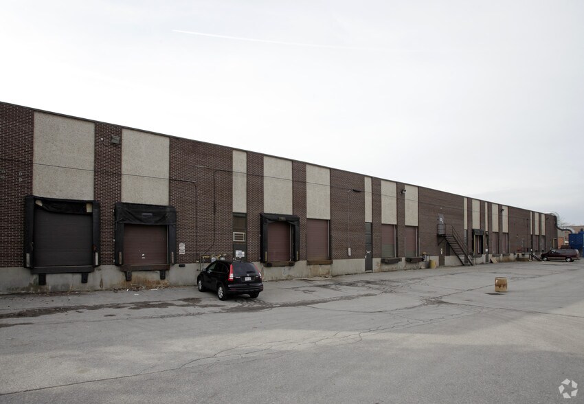 126-164 Shorting Rd, Toronto, ON à louer - Photo de l’immeuble – Image 2 sur 2