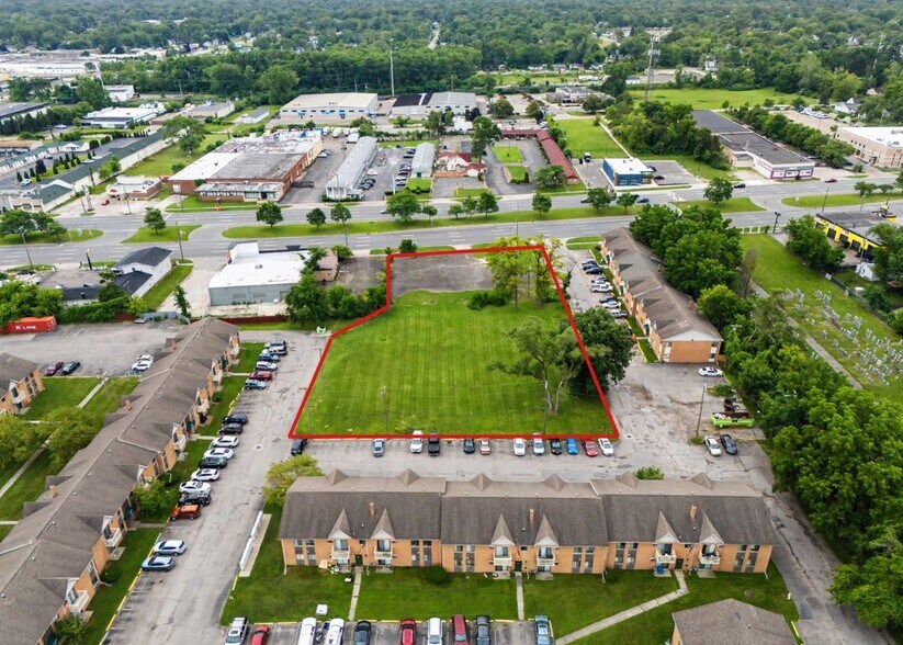 26156 Michigan ave, Inkster, MI à vendre - Photo de l’immeuble – Image 2 sur 17