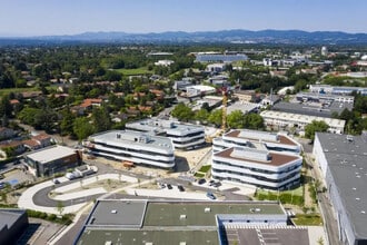 CHAMPAGNE-AU-MONT-D'OR - VUE AÉRIENNE  vue de carte
