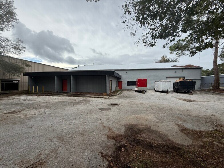 1995 NE 31st Ave, Gainesville, FL à louer - Photo principale – Image 1 sur 14