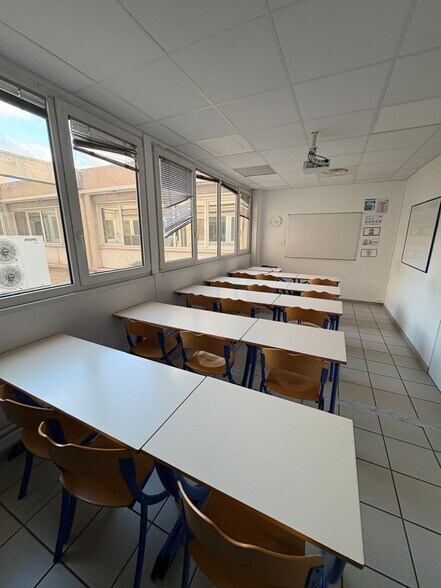 142 Avenue De Toulon, Marseille à louer - Photo intérieure – Image 3 sur 15