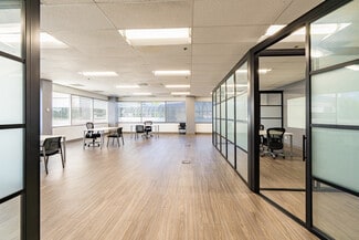 Plus de détails pour 4900 California Ave, Bakersfield, CA - Coworking à louer