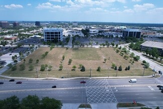 Plus de détails pour 1000 N Plaza Dr, Schaumburg, IL - Terrain à louer