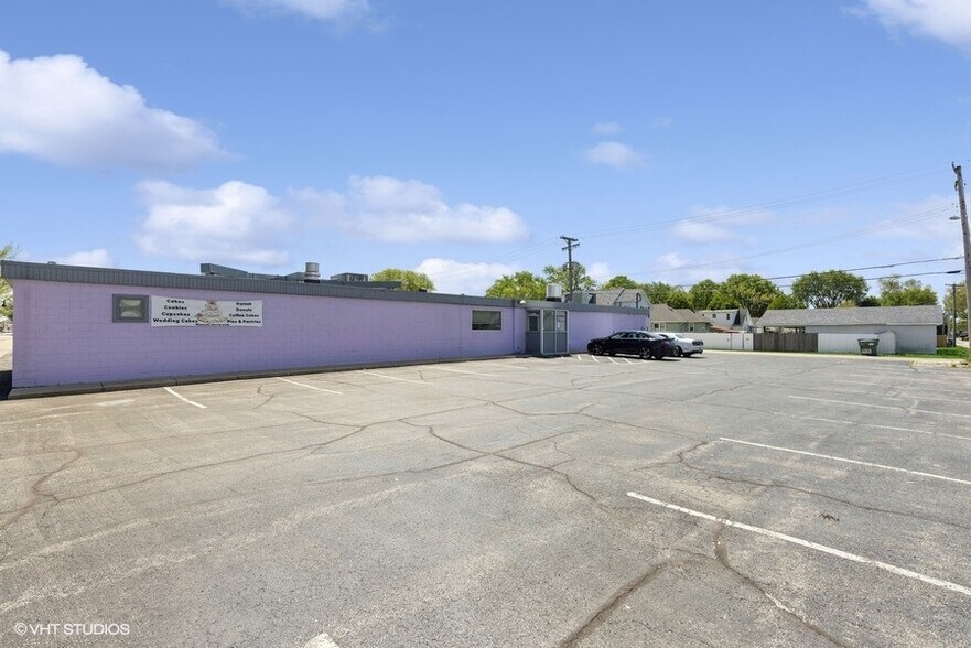 800 W Broadway St, Bradley, IL à vendre - Photo de l’immeuble – Image 3 sur 19