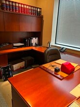 215 Eugenie St W, Windsor, ON à louer Photo intérieure– Image 1 sur 7