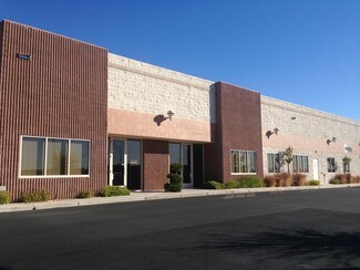 Plus de détails pour 5575 S Durango Dr, Las Vegas, NV - Local d'activités à louer