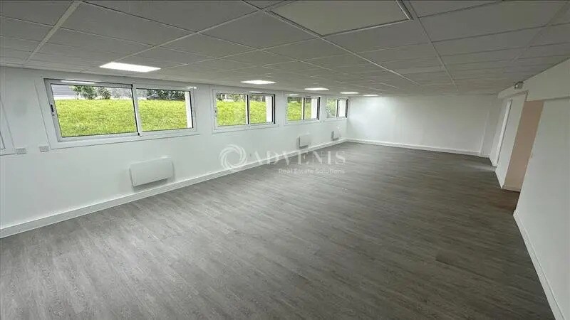 Bureau dans Maisons-Alfort à louer - Photo de l’immeuble – Image 2 sur 5