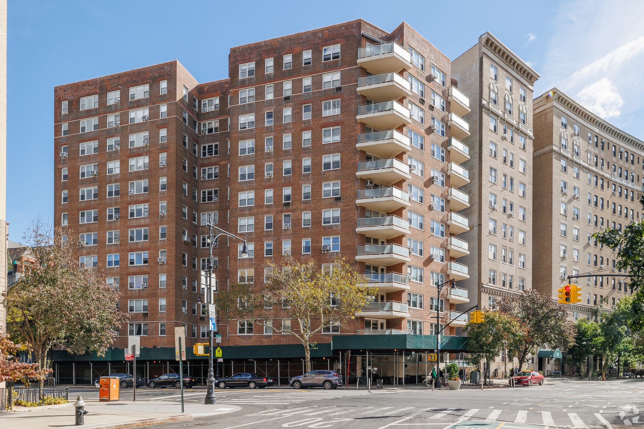 34 Plaza St E, Brooklyn, NY à louer Photo principale– Image 1 sur 8