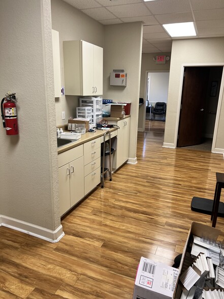 503 Fm 1431, Marble Falls, TX à louer - Photo de l’immeuble – Image 3 sur 17