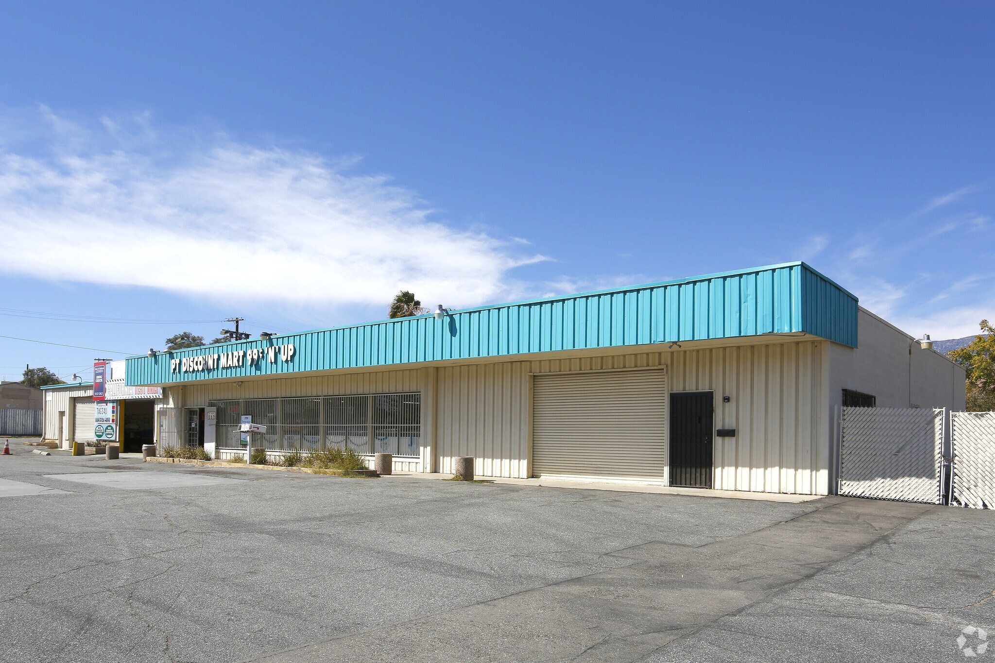 635-645 E Ramsey St, Banning, CA à vendre Photo principale– Image 1 sur 12