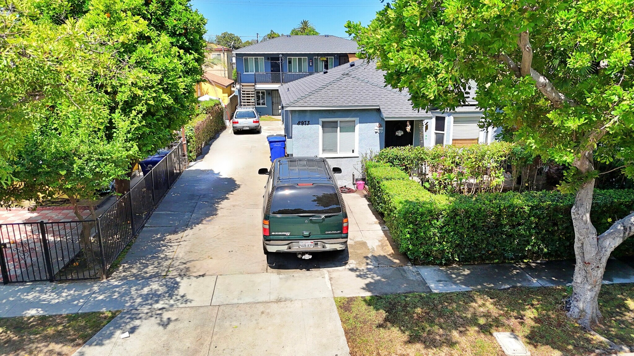8973 Alexander Ave, South Gate, CA à vendre Photo de l’immeuble– Image 1 sur 5