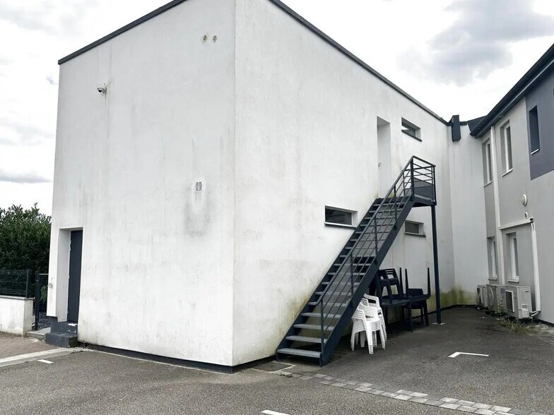 Bureau dans Saint-Julien-lès-Metz à louer - Photo de l’immeuble – Image 1 sur 5