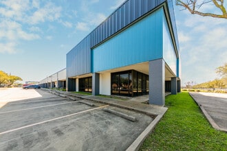8515 Fannin St, Houston, TX à louer Photo de l’immeuble– Image 1 sur 2