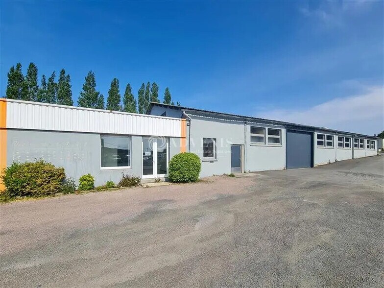 Local d'activités dans Plédran à vendre - Photo de l’immeuble – Image 1 sur 9