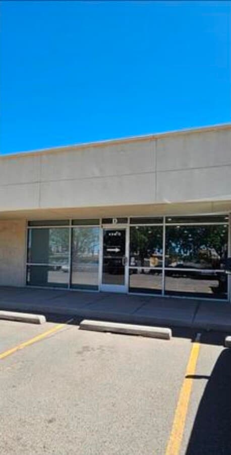 136 Washington SE, Albuquerque, NM 87108 - Lot D - - Photo intérieure - Image 1 of 13