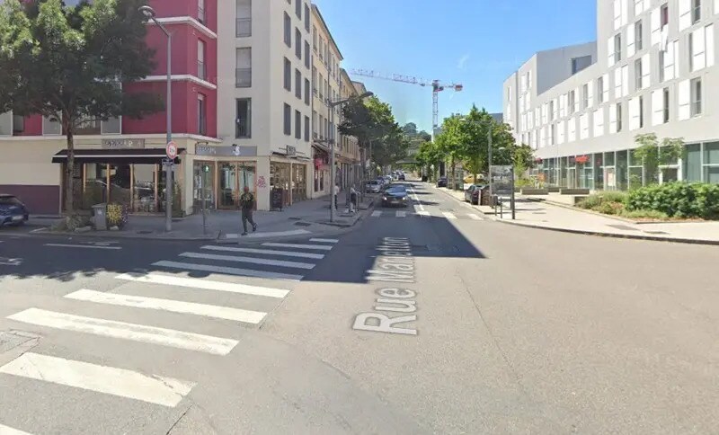 Local commercial dans Lyon à louer - Photo de l’immeuble – Image 1 sur 2